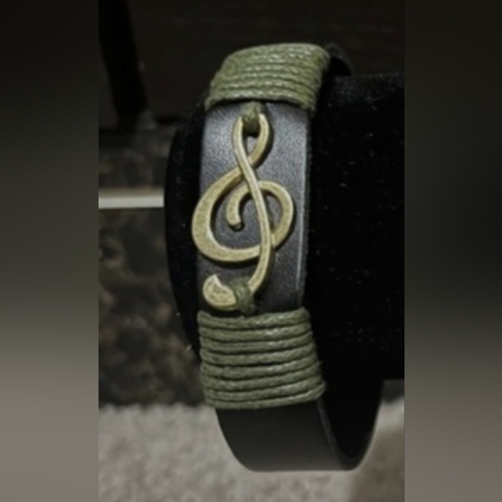 Leather Cord Bracelet, with Alloy Musical Note, Antique Gold